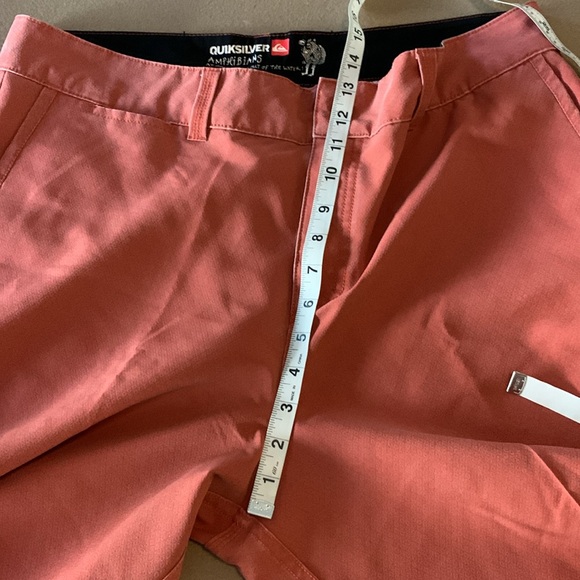 QUICKSILVER AMPHIBIANS SHORTS - CORAL/ ORANGE - Size 36 - Picture 8 of 10